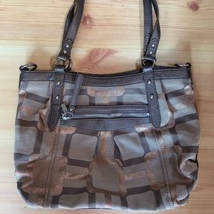 Nine West Pocket Book